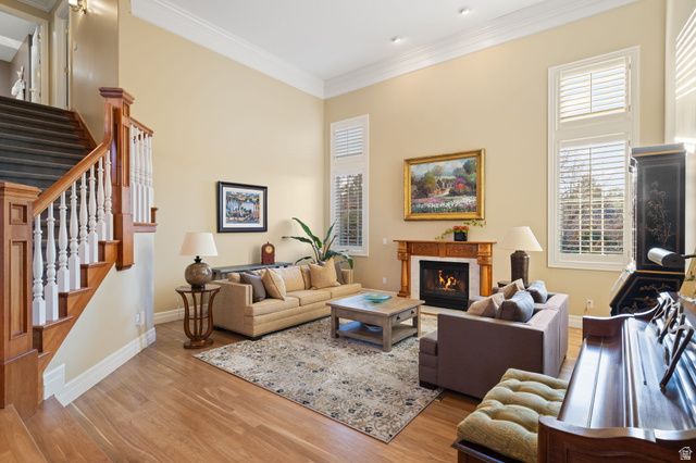 8266 S CREEK HOLLOW CV, Cottonwood Heights, UT 84093