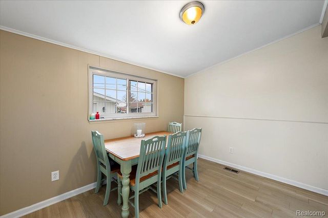 18053 S Wind Drive, Fraser, MI 48026