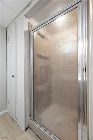 18053 S Wind Drive, Fraser, MI 48026