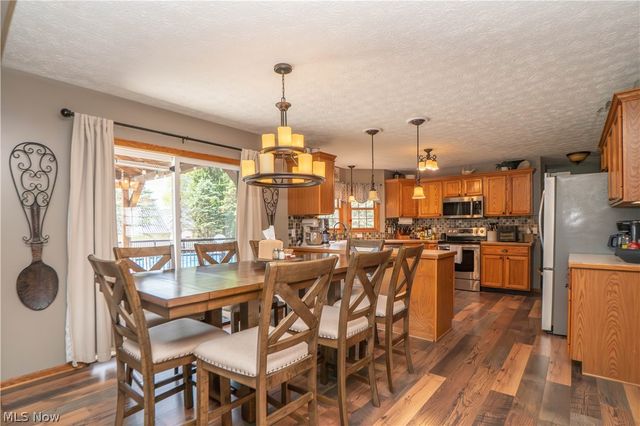 304 Rodeo Circle, Louisville, OH 44641