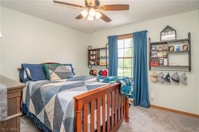 304 Rodeo Circle, Louisville, OH 44641