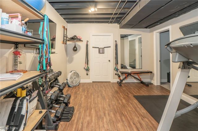 304 Rodeo Circle, Louisville, OH 44641