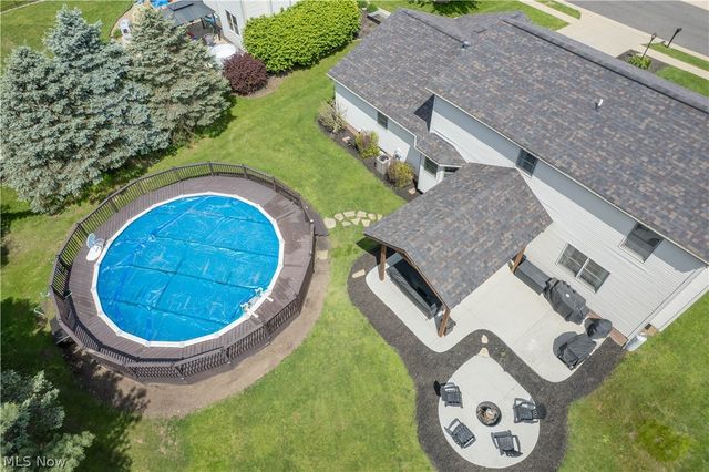 304 Rodeo Circle, Louisville, OH 44641