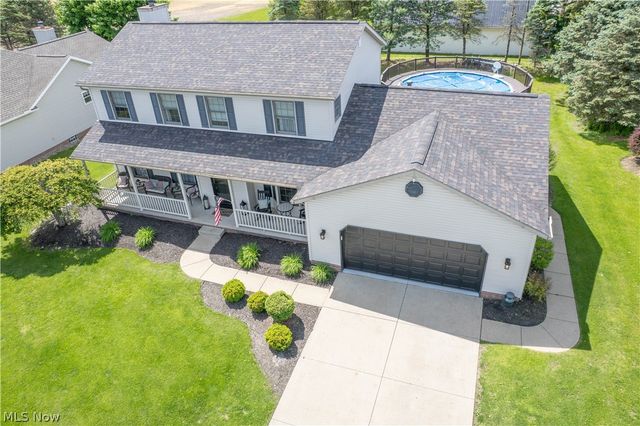 304 Rodeo Circle, Louisville, OH 44641