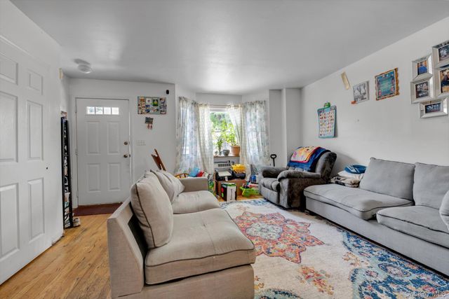 93-12 89th Avenue, Woodhaven, NY 11421