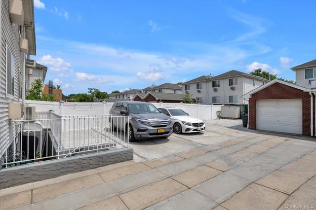 93-12 89th Avenue, Woodhaven, NY 11421