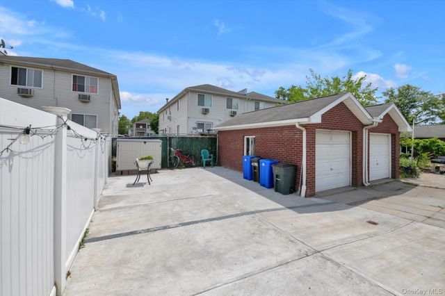 93-12 89th Avenue, Woodhaven, NY 11421