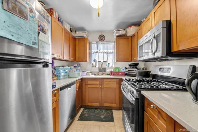 93-12 89th Avenue, Woodhaven, NY 11421