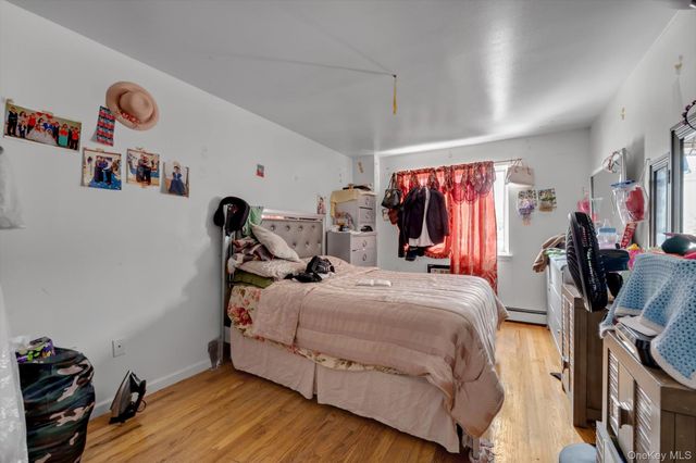 93-12 89th Avenue, Woodhaven, NY 11421