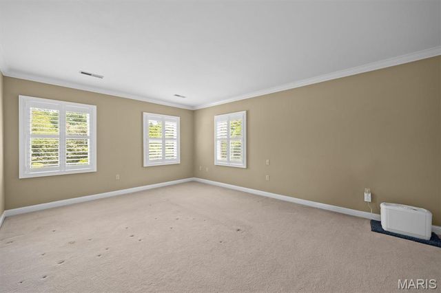 6 Pinebrook Court, Edwardsville, IL 62025
