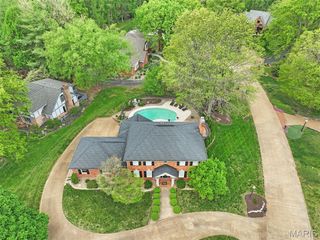 6 Pinebrook Court, Edwardsville, IL 62025