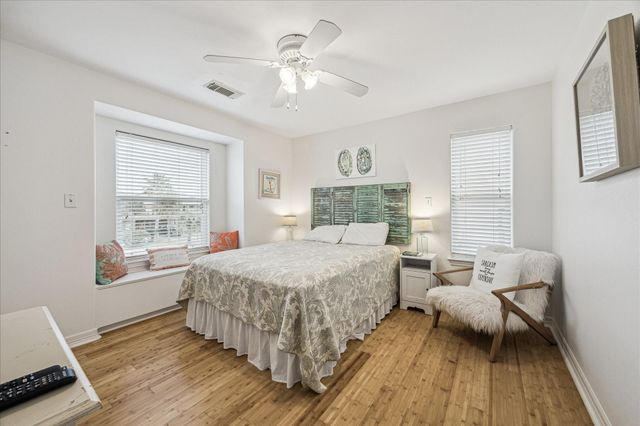 13723 Pirates Beach Boulevard, Galveston, TX 77554