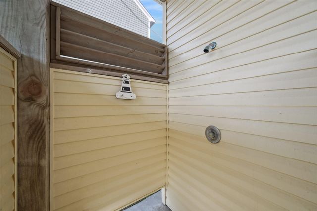 13723 Pirates Beach Boulevard, Galveston, TX 77554