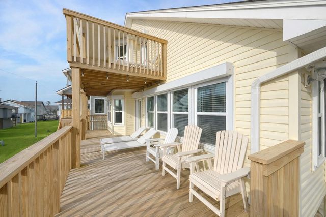 13723 Pirates Beach Boulevard, Galveston, TX 77554