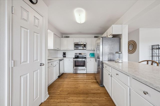 13723 Pirates Beach Boulevard, Galveston, TX 77554