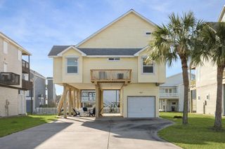 13723 Pirates Beach Boulevard, Galveston, TX 77554