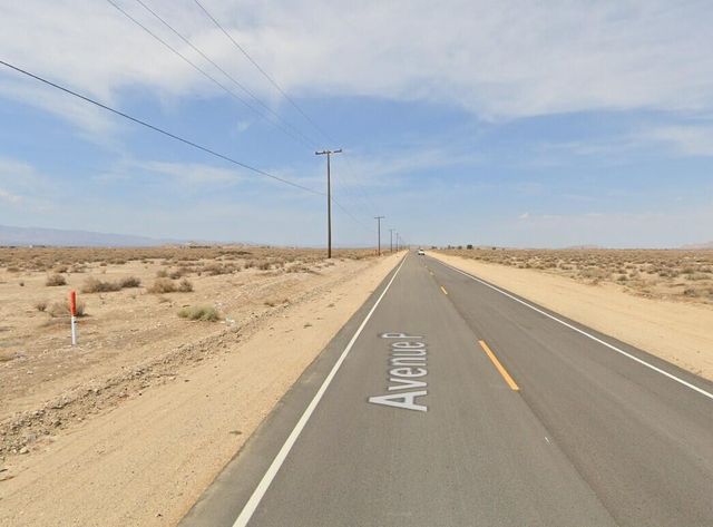 24500 E Avenue P, Palmdale, CA 93591