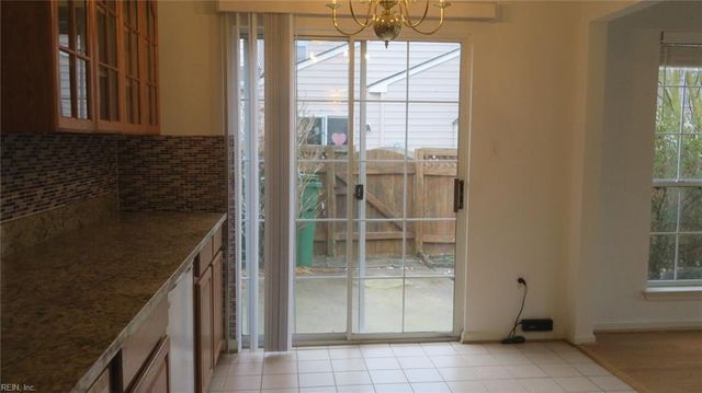 220 Belmont CIR, Yorktown, VA 23693