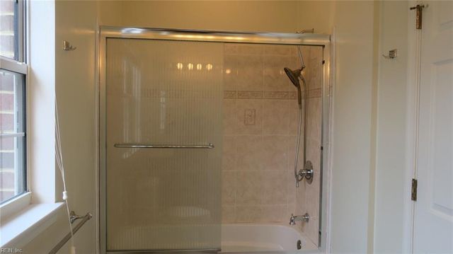 220 Belmont CIR, Yorktown, VA 23693