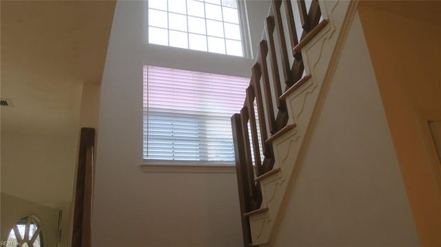 220 Belmont CIR, Yorktown, VA 23693