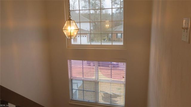 220 Belmont CIR, Yorktown, VA 23693