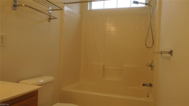 220 Belmont CIR, Yorktown, VA 23693