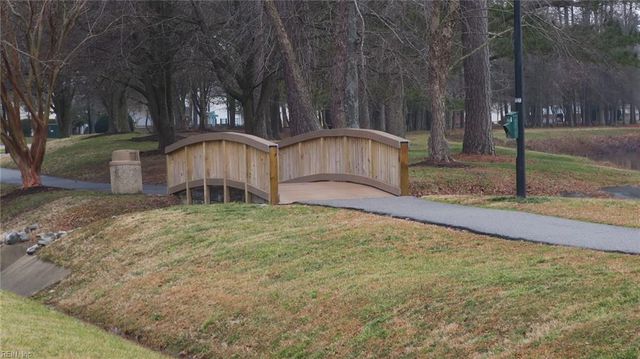 220 Belmont CIR, Yorktown, VA 23693