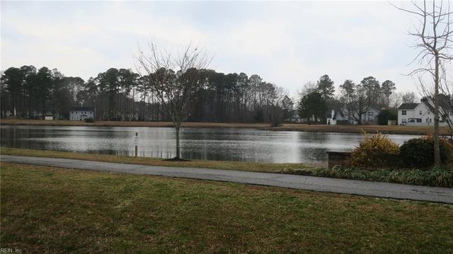 220 Belmont CIR, Yorktown, VA 23693