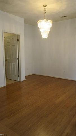 220 Belmont CIR, Yorktown, VA 23693