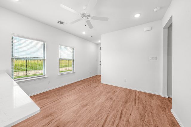 6415 Fm 1570 W B, Greenville, TX 75402