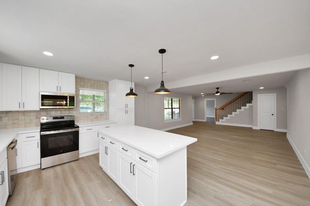 2954 County Road 855, Alvin, TX 77511