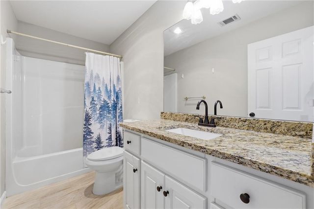 2595 Highland Pointe Drive, Cumming, GA 30041