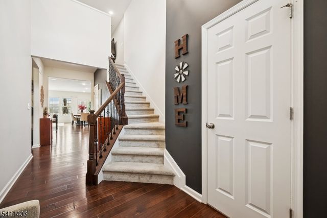 33 Albert Ct, Randolph Twp., NJ 07869