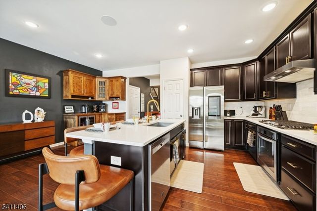 33 Albert Ct, Randolph Twp., NJ 07869