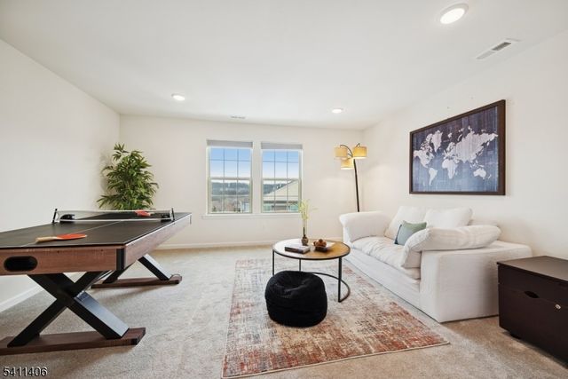 33 Albert Ct, Randolph Twp., NJ 07869