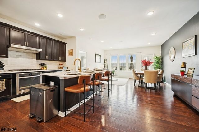 33 Albert Ct, Randolph Twp., NJ 07869