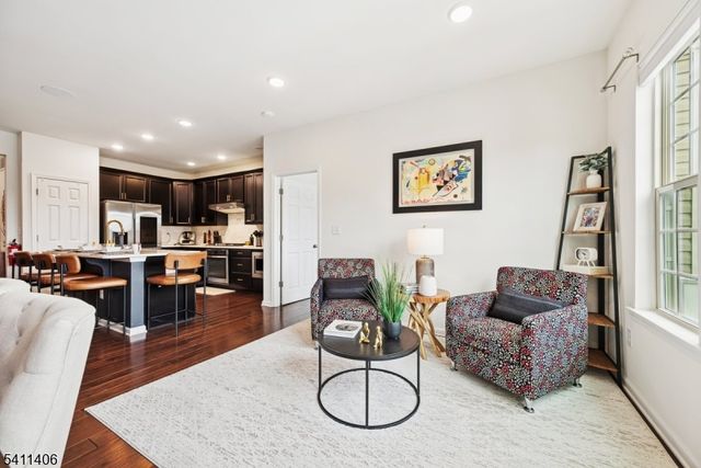 33 Albert Ct, Randolph Twp., NJ 07869