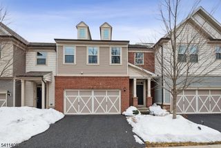 33 Albert Ct, Randolph Twp., NJ 07869