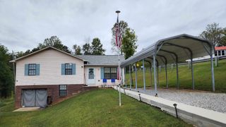 1825 Freehill Rd, Celina, TN 38551