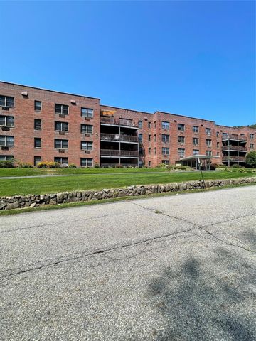 5 Oakdale Manor B18, Suffern, NY 10901