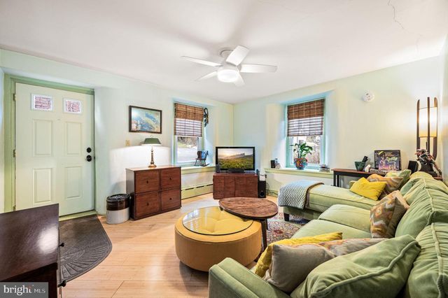 20 N BRANDYWINE AVE, Coatesville, PA 19320