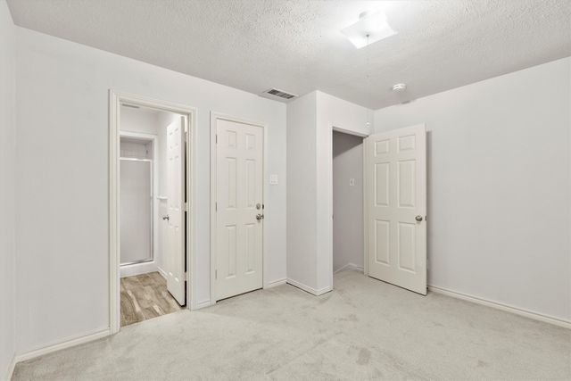 3801 S Versailles Avenue, Dallas, TX 75209