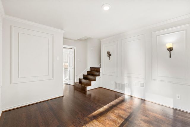 3801 S Versailles Avenue, Dallas, TX 75209