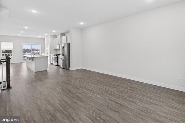 67 KOHLMYER DR, Pennsauken, NJ 08110