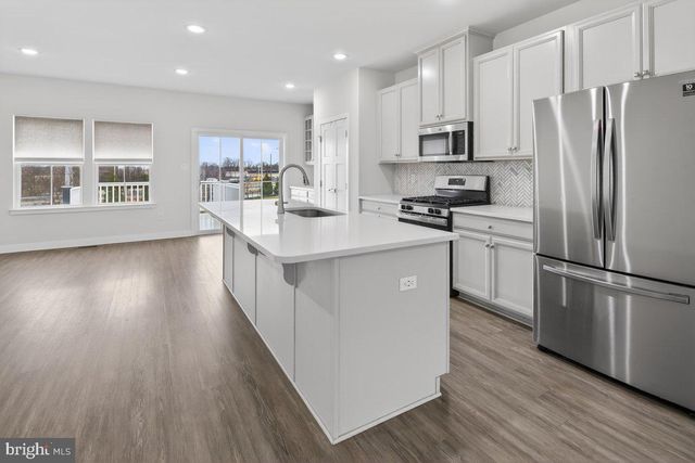 67 KOHLMYER DR, Pennsauken, NJ 08110