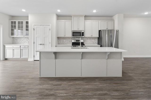 67 KOHLMYER DR, Pennsauken, NJ 08110