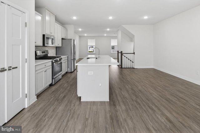 67 KOHLMYER DR, Pennsauken, NJ 08110