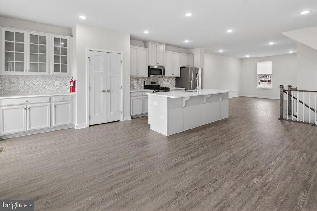 67 KOHLMYER DR, Pennsauken, NJ 08110