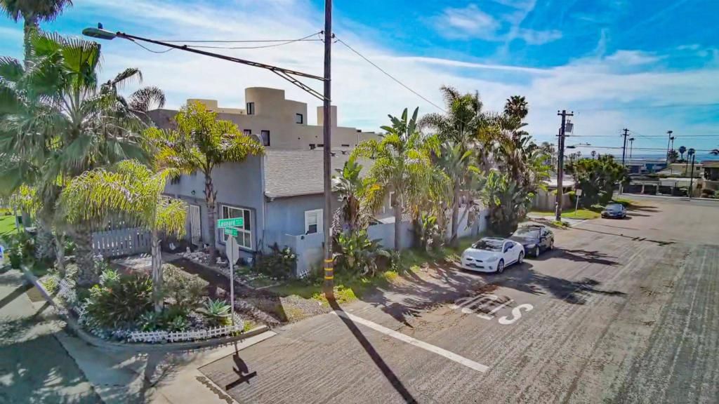 901 S Tremont St, Oceanside, CA 92054 — photo 3