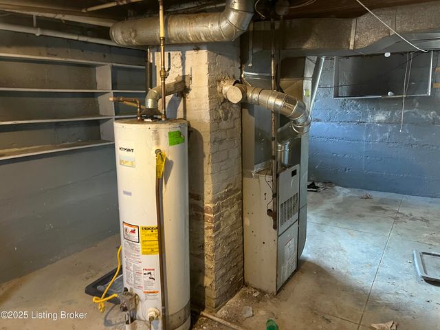 825 S 33rd St, Louisville, KY 40211